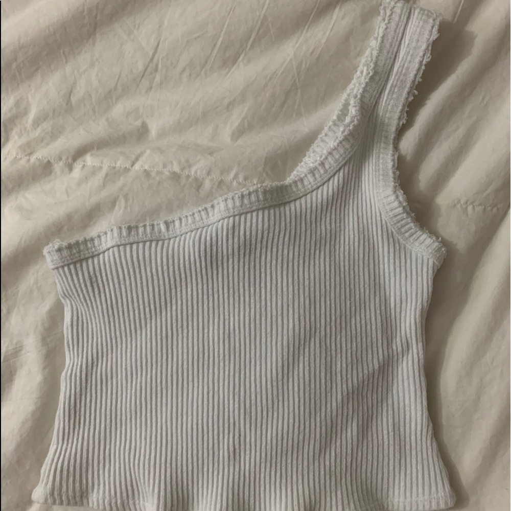 ribbed white one-shoulder tank